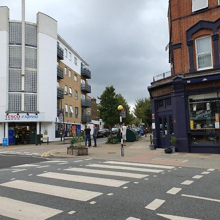 63B Willesden Lane Two Bed Apartment London Eksteriør bilde